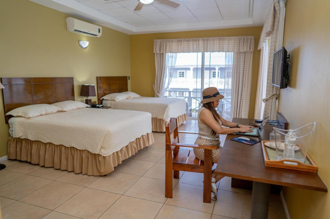 Hotel Casona Del Lago Flores Luaran gambar