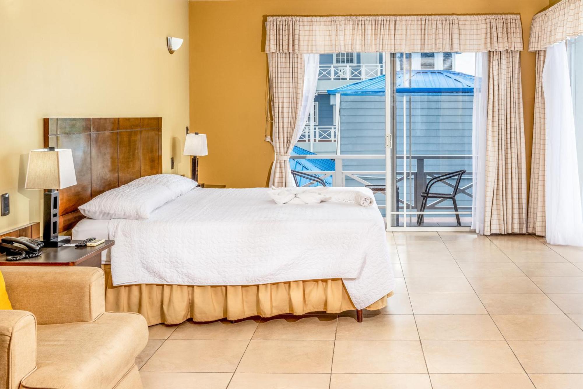 Hotel Casona Del Lago Flores Luaran gambar