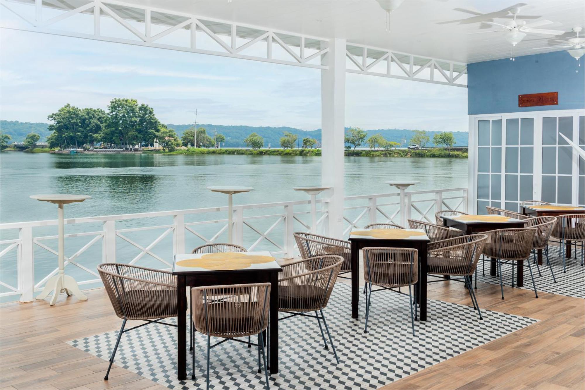 Hotel Casona Del Lago Flores Luaran gambar
